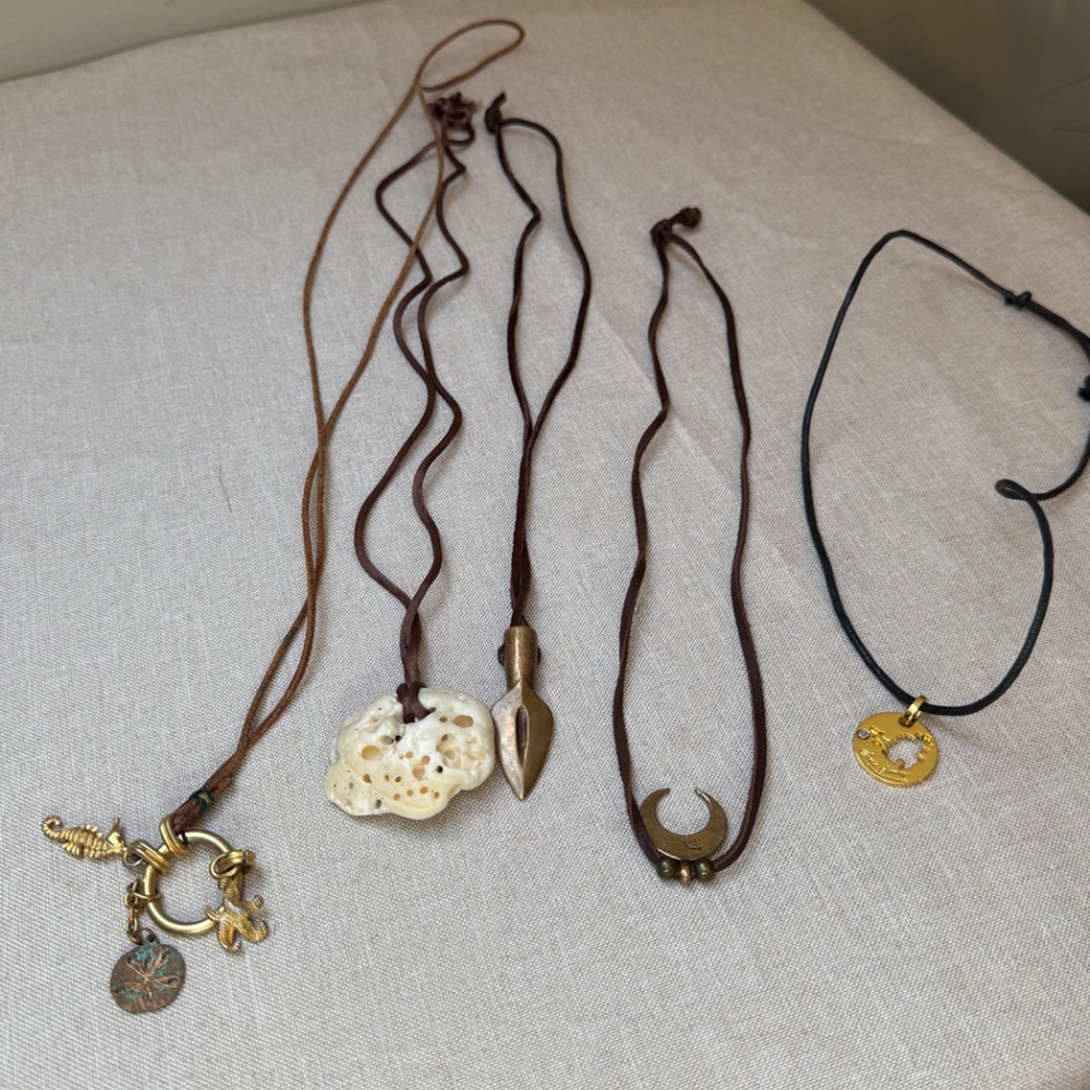 Bundle of 5 Vintage Corded Necklaces - Picture 10 of 11